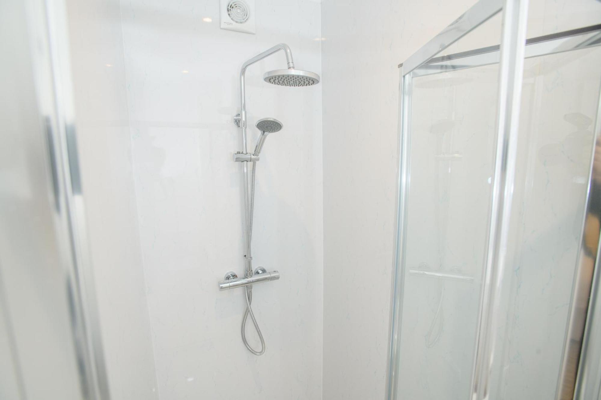 Tavmar Accommodation Lincoln Ngoại thất bức ảnh